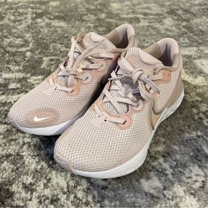 Nike Renew Run Athletic Shoes Champagne Pink
